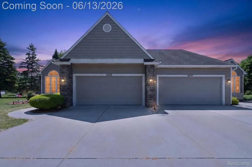 6095 Foxwood Court Saginaw Charter Township MI 48638