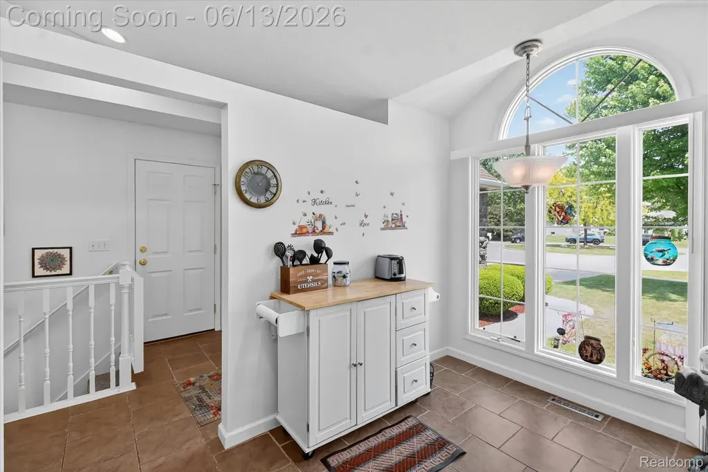 6095 Foxwood Court Saginaw Charter Township MI 48638