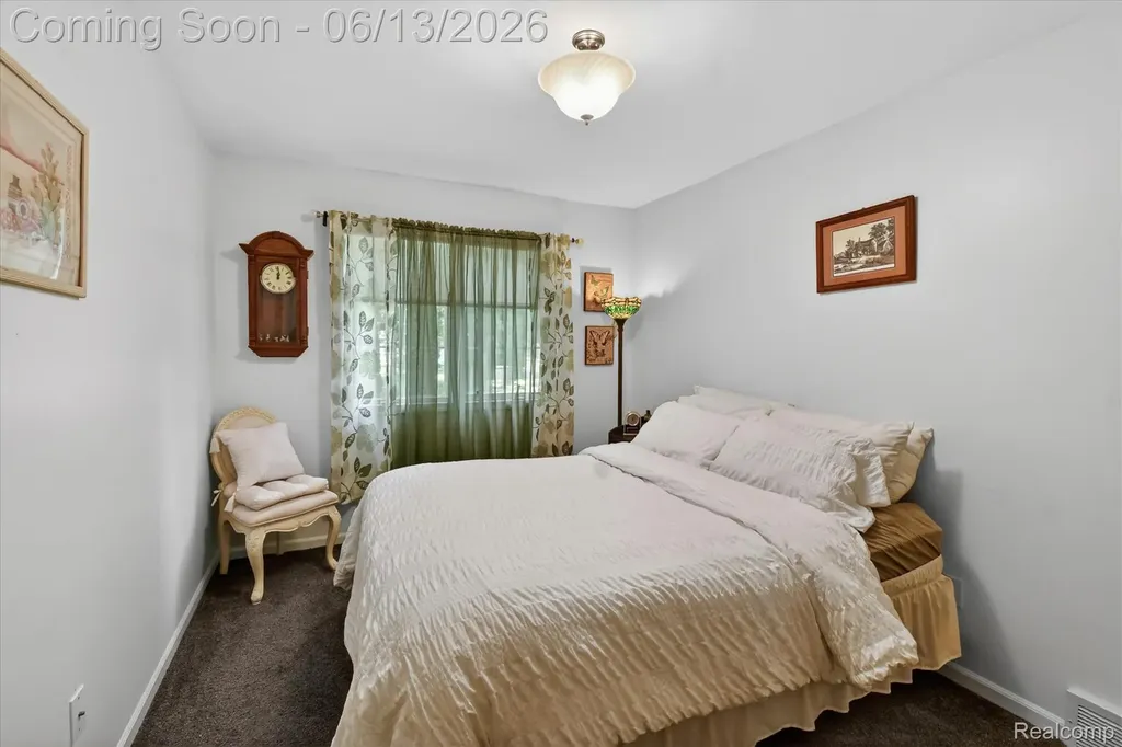 6095 Foxwood Court Saginaw Charter Township MI 48638