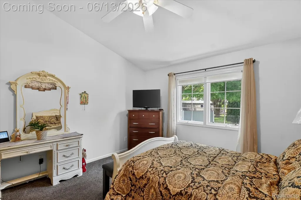 6095 Foxwood Court Saginaw Charter Township MI 48638
