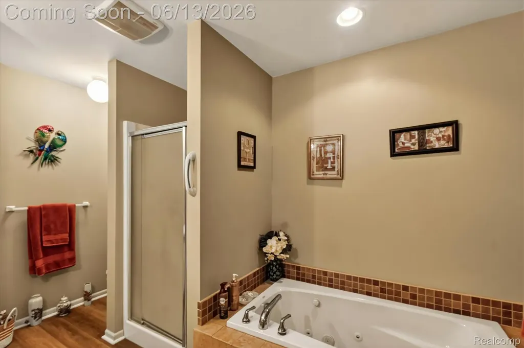 6095 Foxwood Court Saginaw Charter Township MI 48638