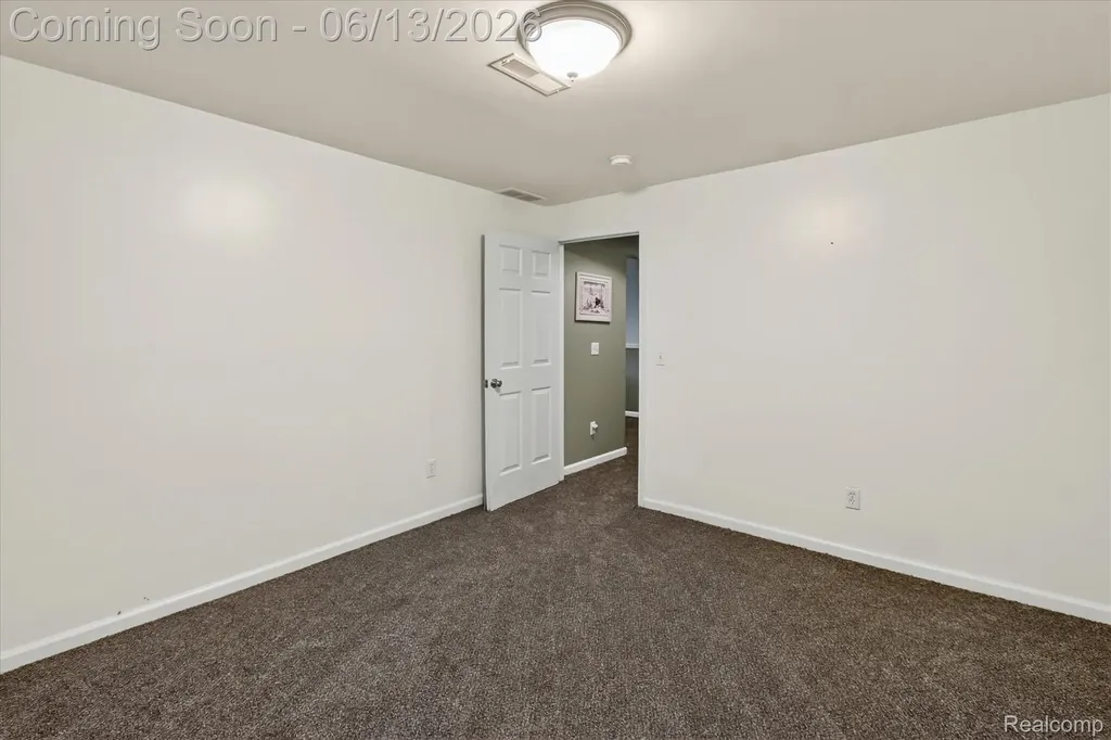 6095 Foxwood Court Saginaw Charter Township MI 48638
