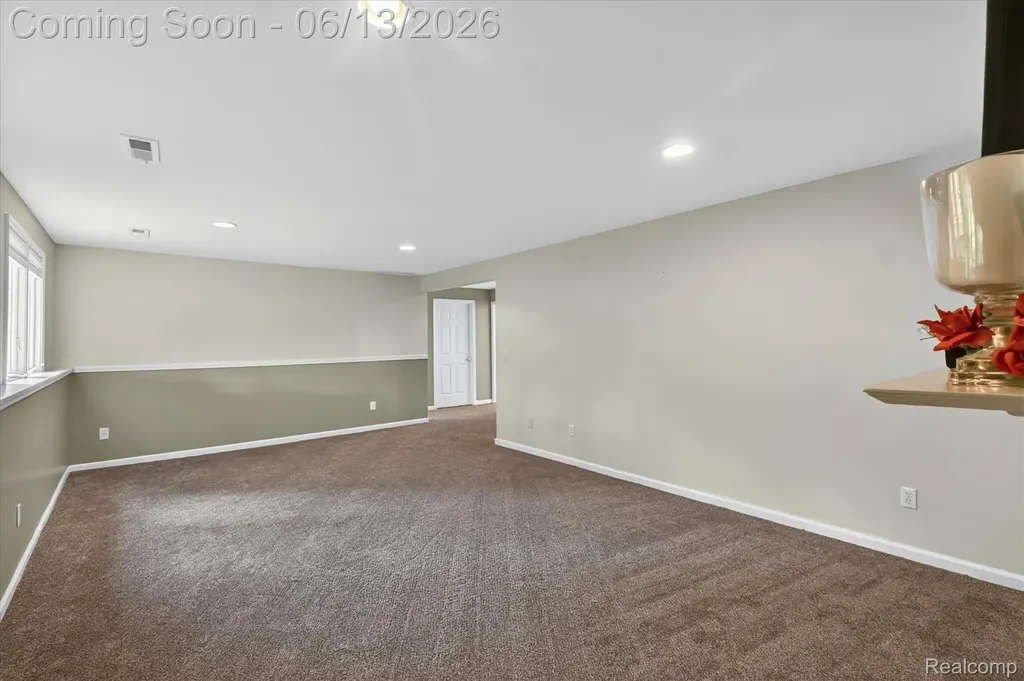 6095 Foxwood Court Saginaw Charter Township MI 48638