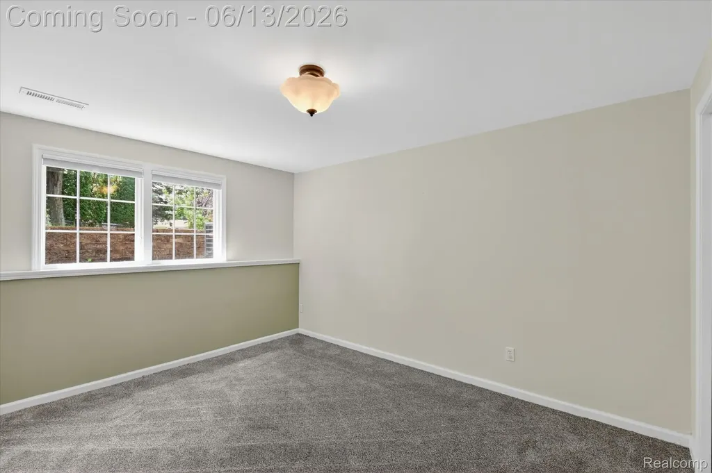6095 Foxwood Court Saginaw Charter Township MI 48638