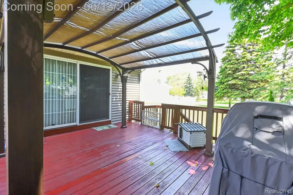6095 Foxwood Court Saginaw Charter Township MI 48638