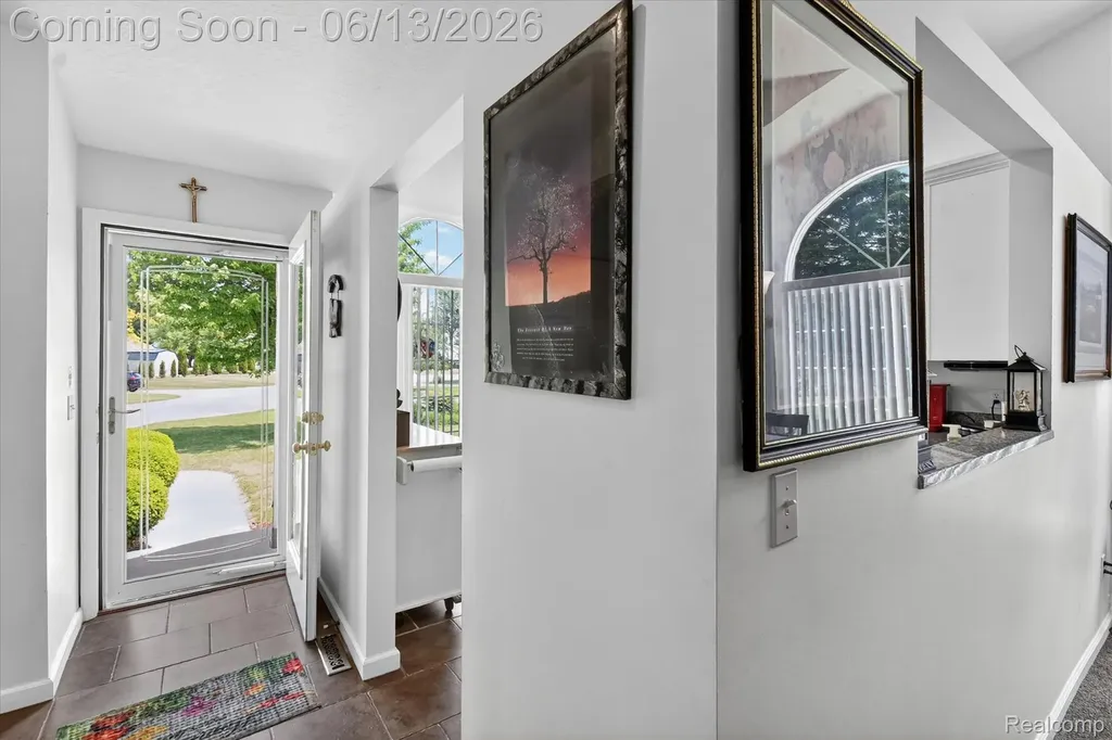 6095 Foxwood Court Saginaw Charter Township MI 48638