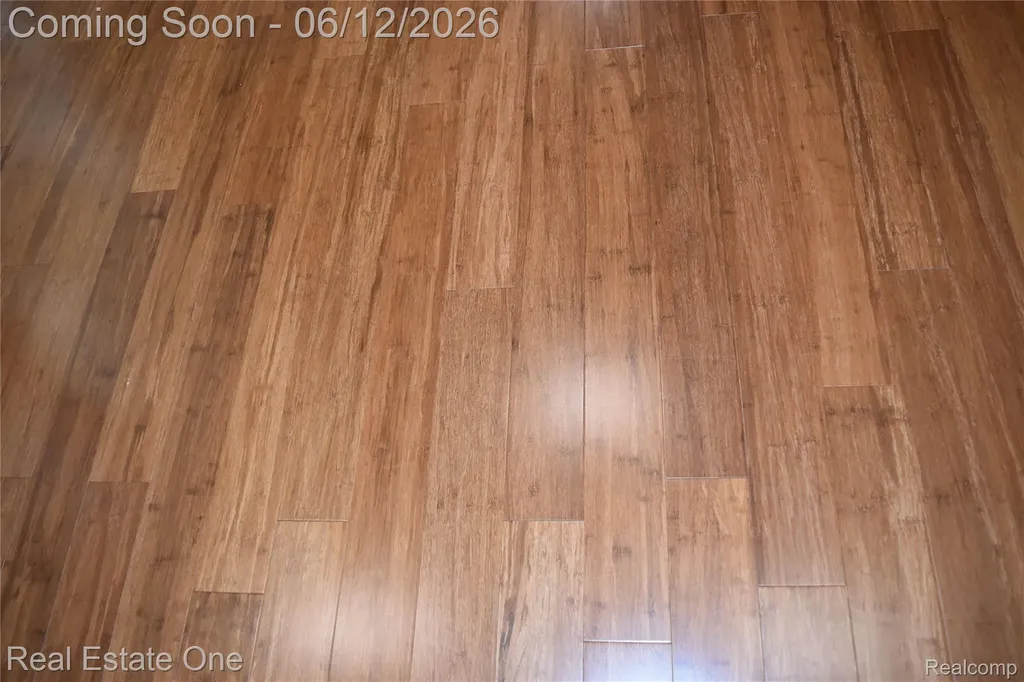 5324 Greenbriar Drive West Bloomfield Charter Township MI 48323
