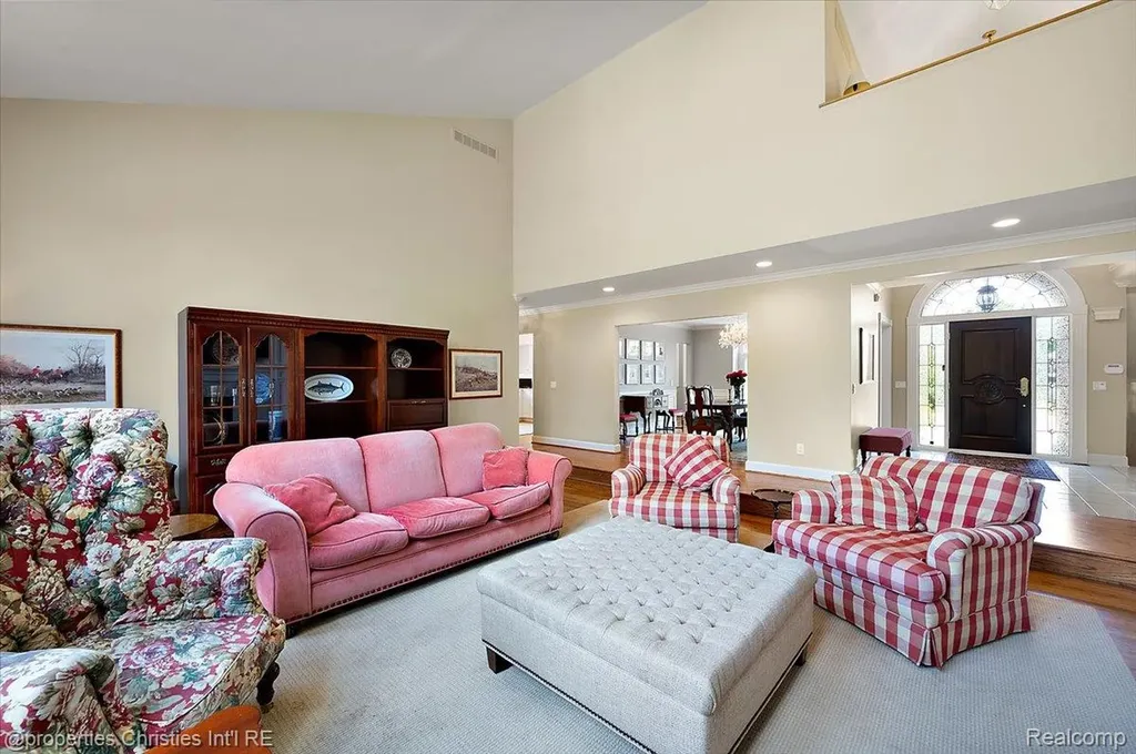 3021 E Ridge Court Bloomfield Hills City MI 48302