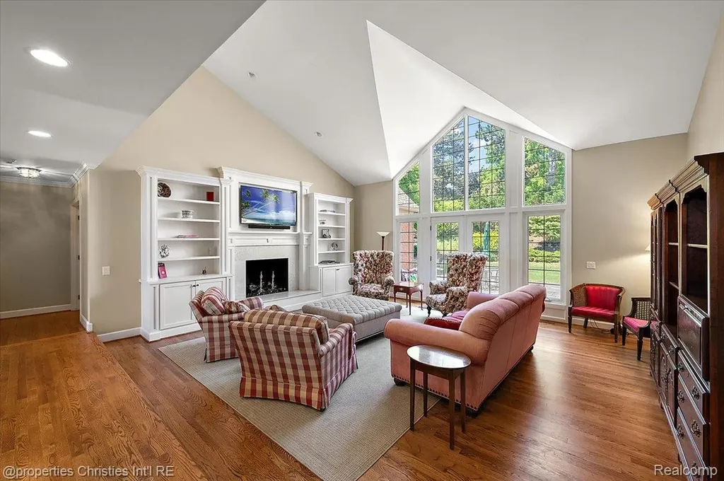 3021 E Ridge Court Bloomfield Hills City MI 48302