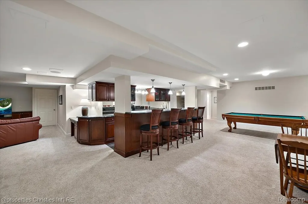 3021 E Ridge Court Bloomfield Hills City MI 48302