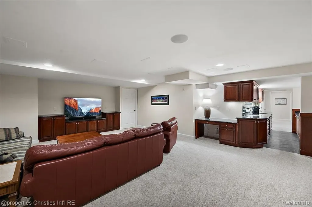 3021 E Ridge Court Bloomfield Hills City MI 48302