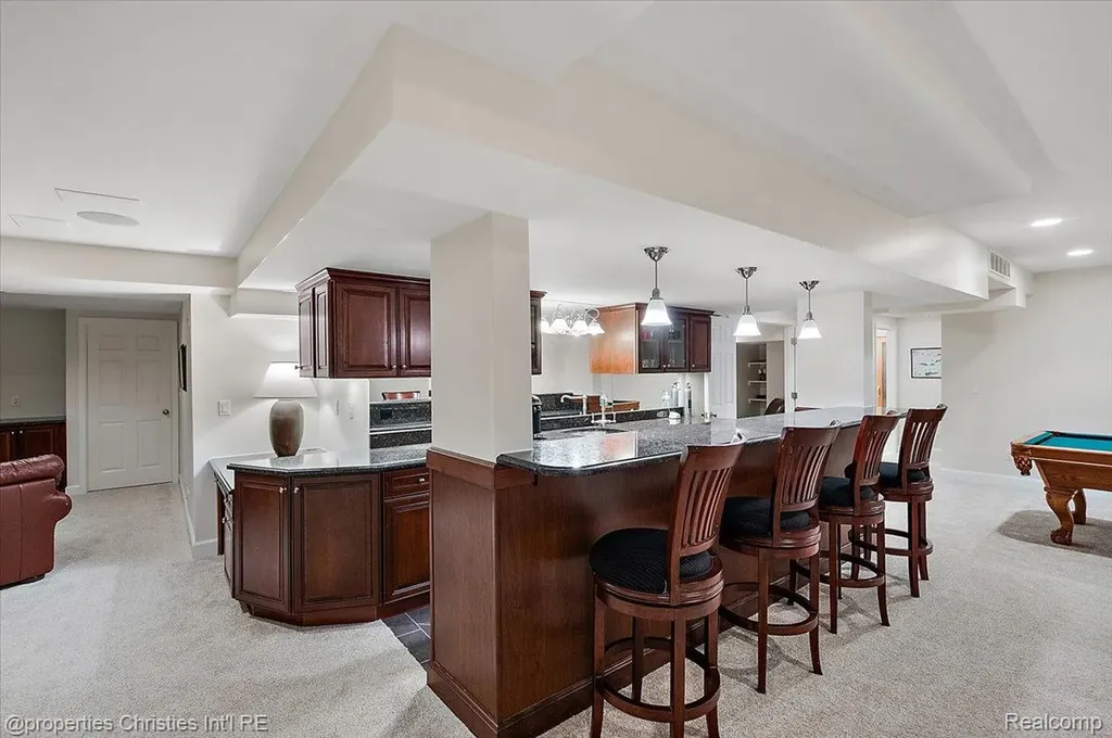 3021 E Ridge Court Bloomfield Hills City MI 48302