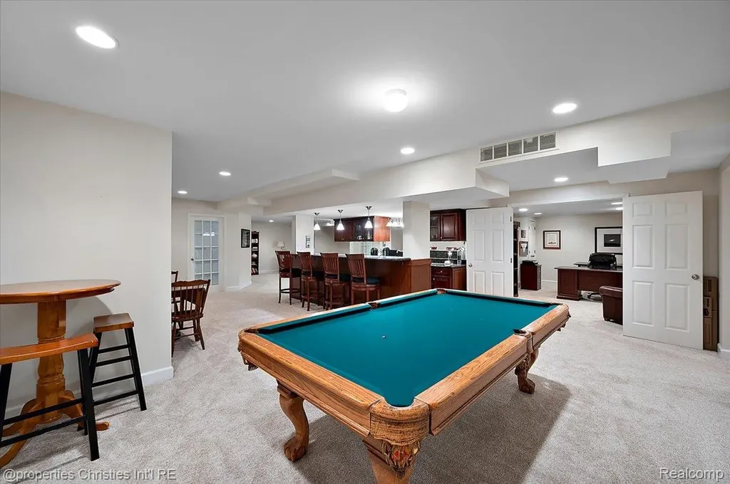 3021 E Ridge Court Bloomfield Hills City MI 48302