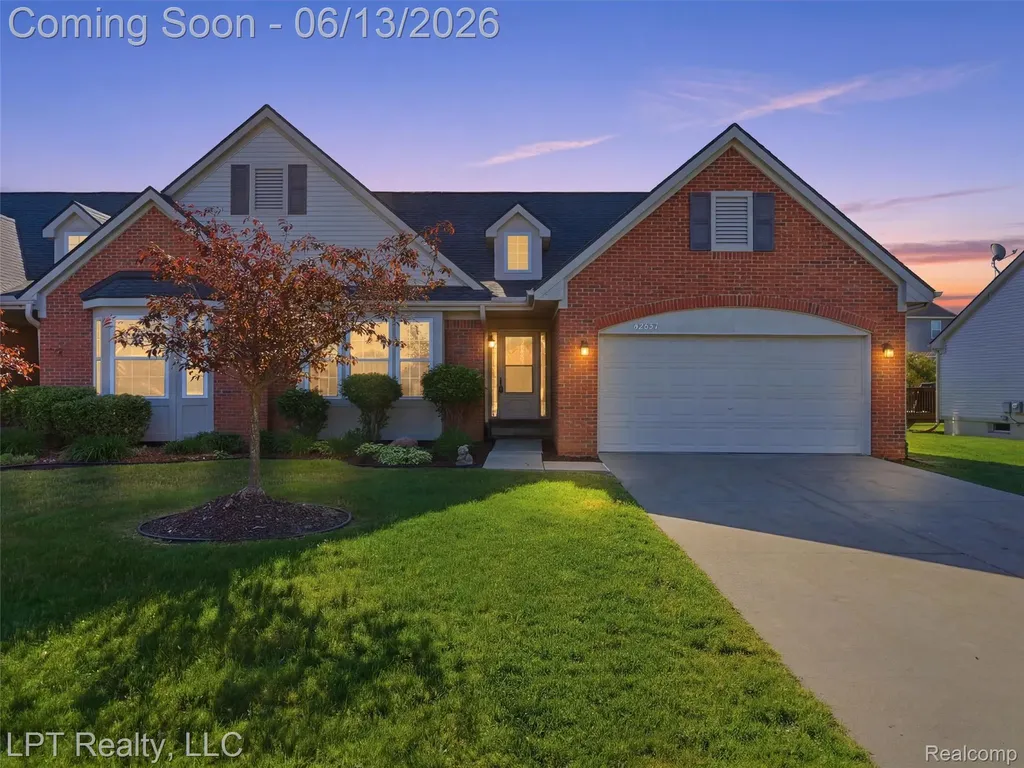 7035 Iris Court Grand Blanc Charter Township MI 48439
