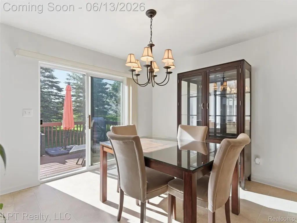 7035 Iris Court Grand Blanc Charter Township MI 48439