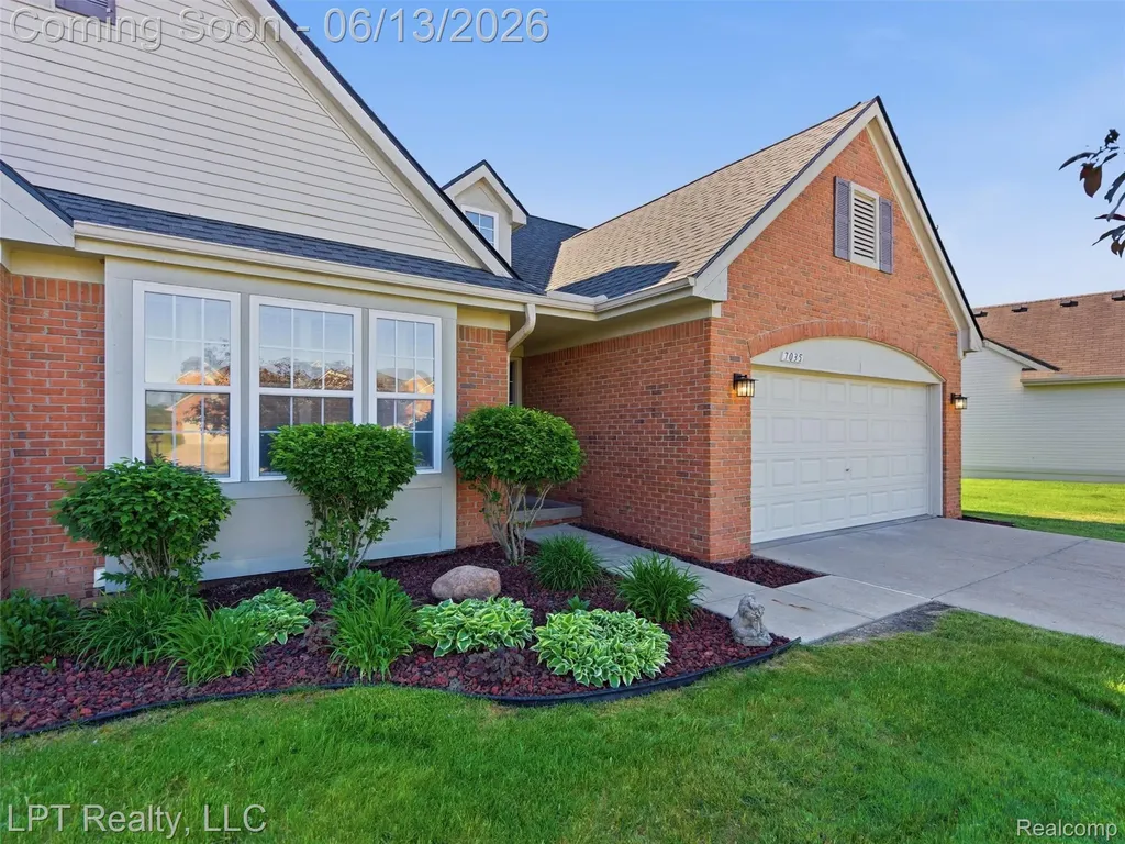7035 Iris Court Grand Blanc Charter Township MI 48439