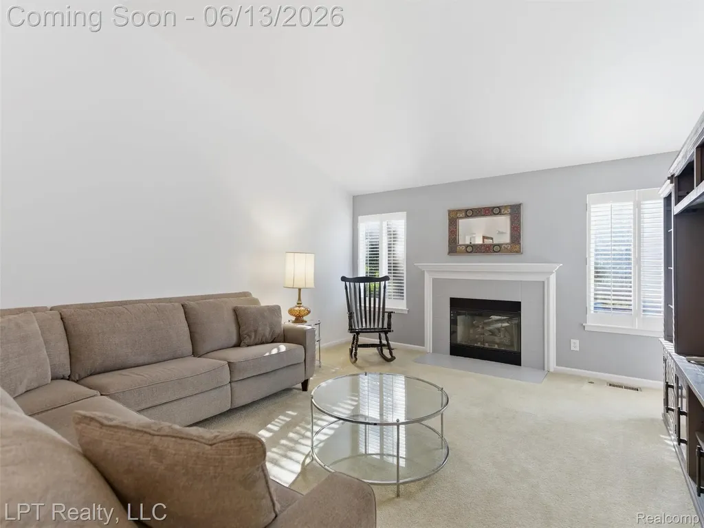 7035 Iris Court Grand Blanc Charter Township MI 48439