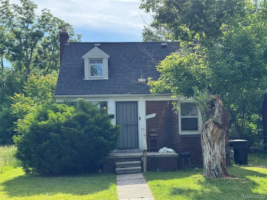19980 Alcoy Street Detroit City MI 48205