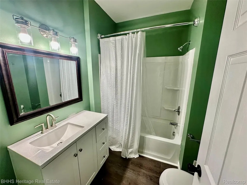 5435 Byron Road Howell Township MI 48855