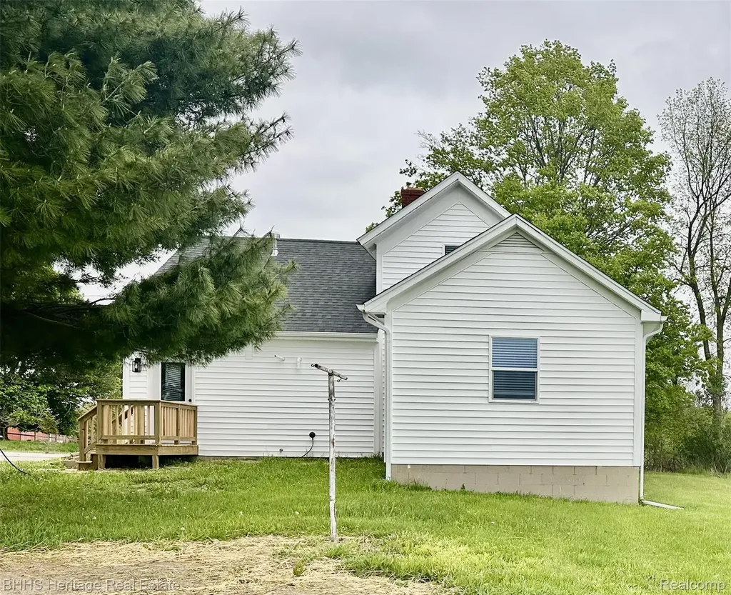 5435 Byron Road Howell Township MI 48855