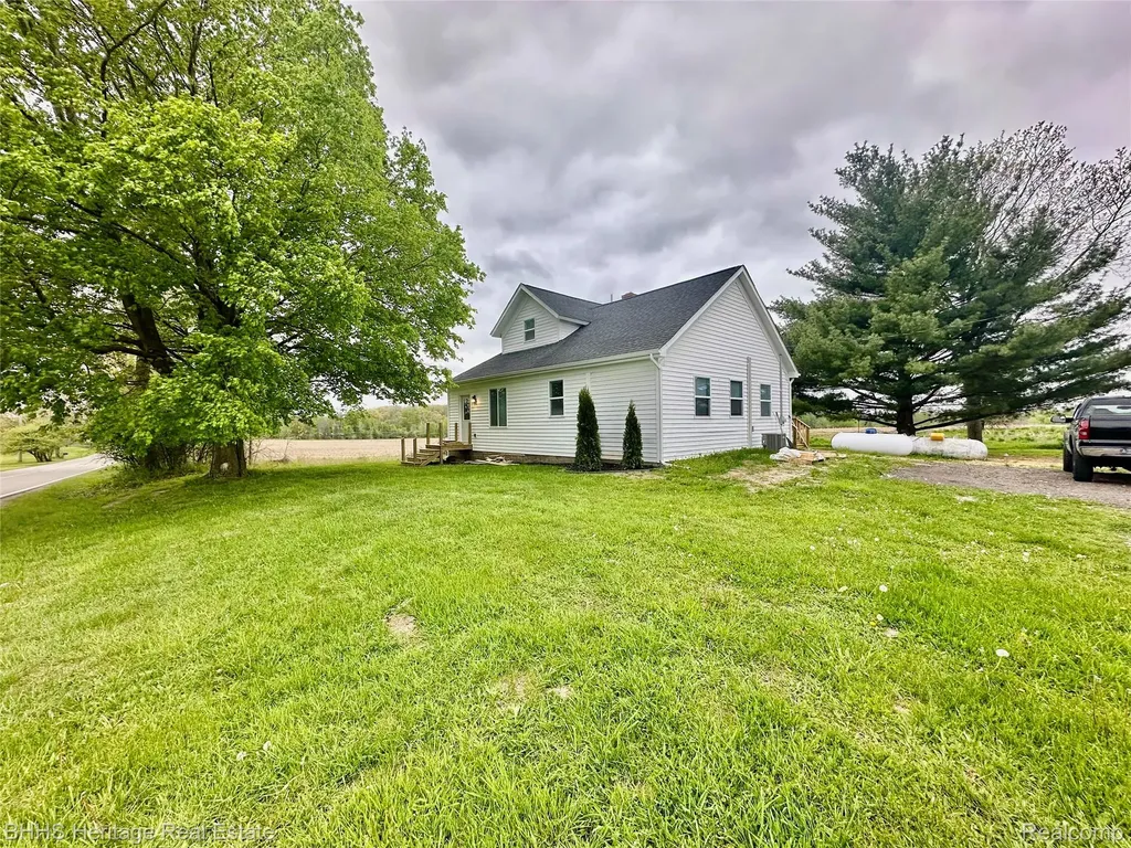 5435 Byron Road Howell Township MI 48855