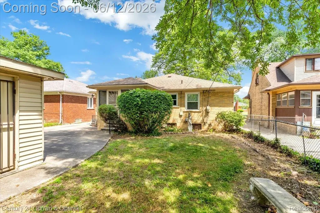 20123 Lauder Street Detroit City MI 48235