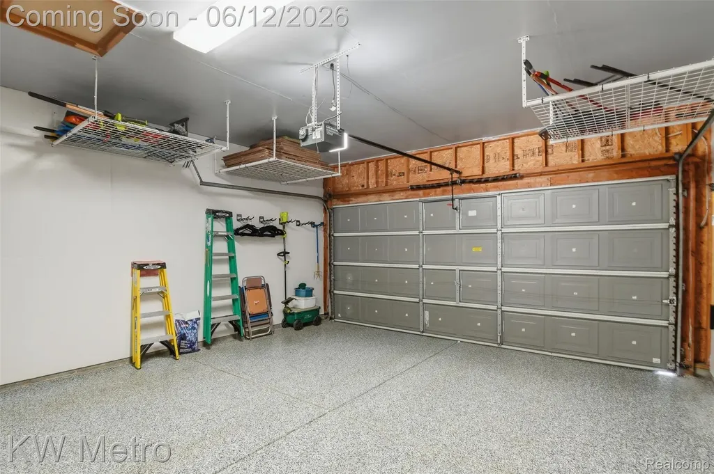 1061 Yorick Path Wixom City MI 48393
