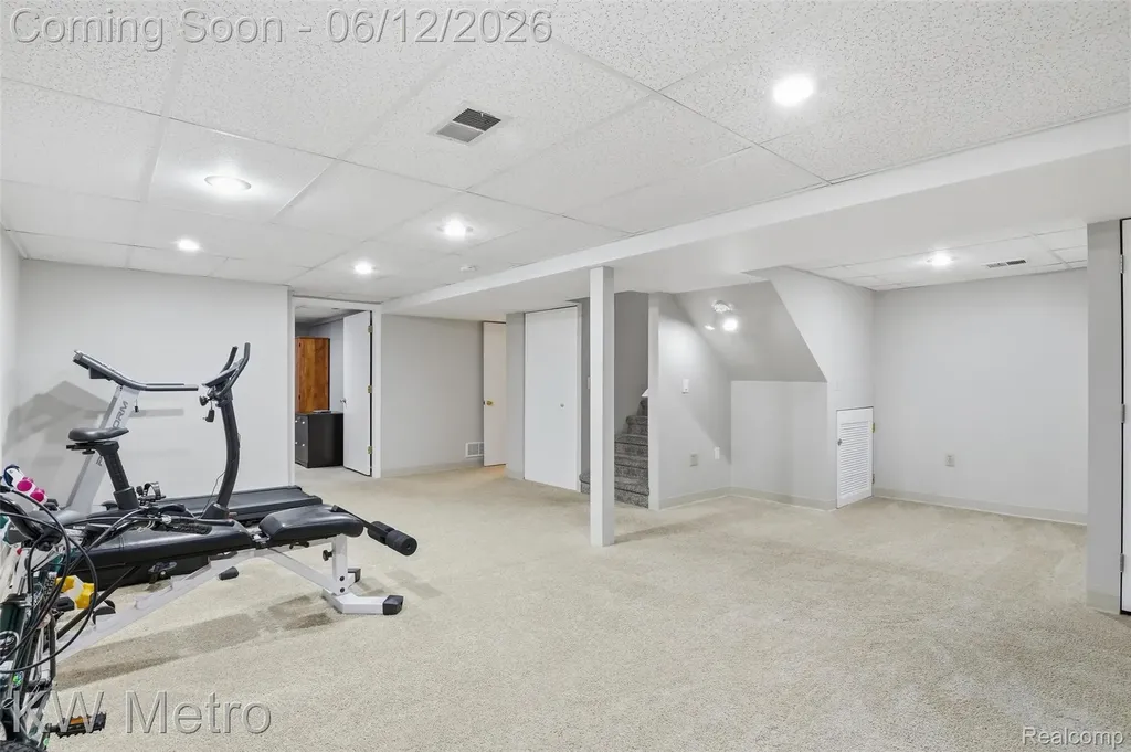 1061 Yorick Path Wixom City MI 48393