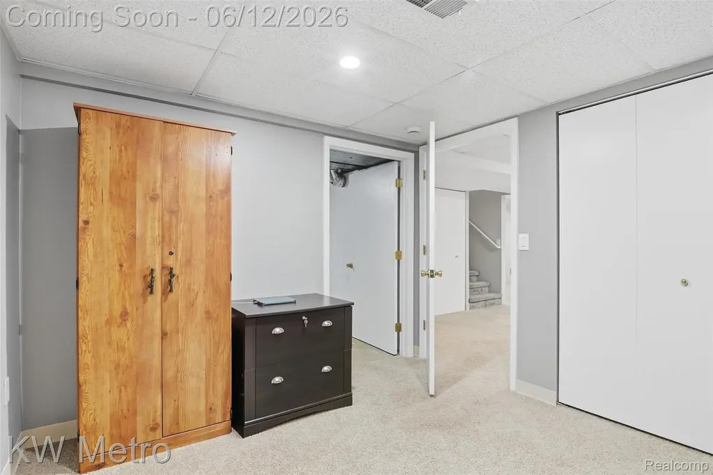 1061 Yorick Path Wixom City MI 48393