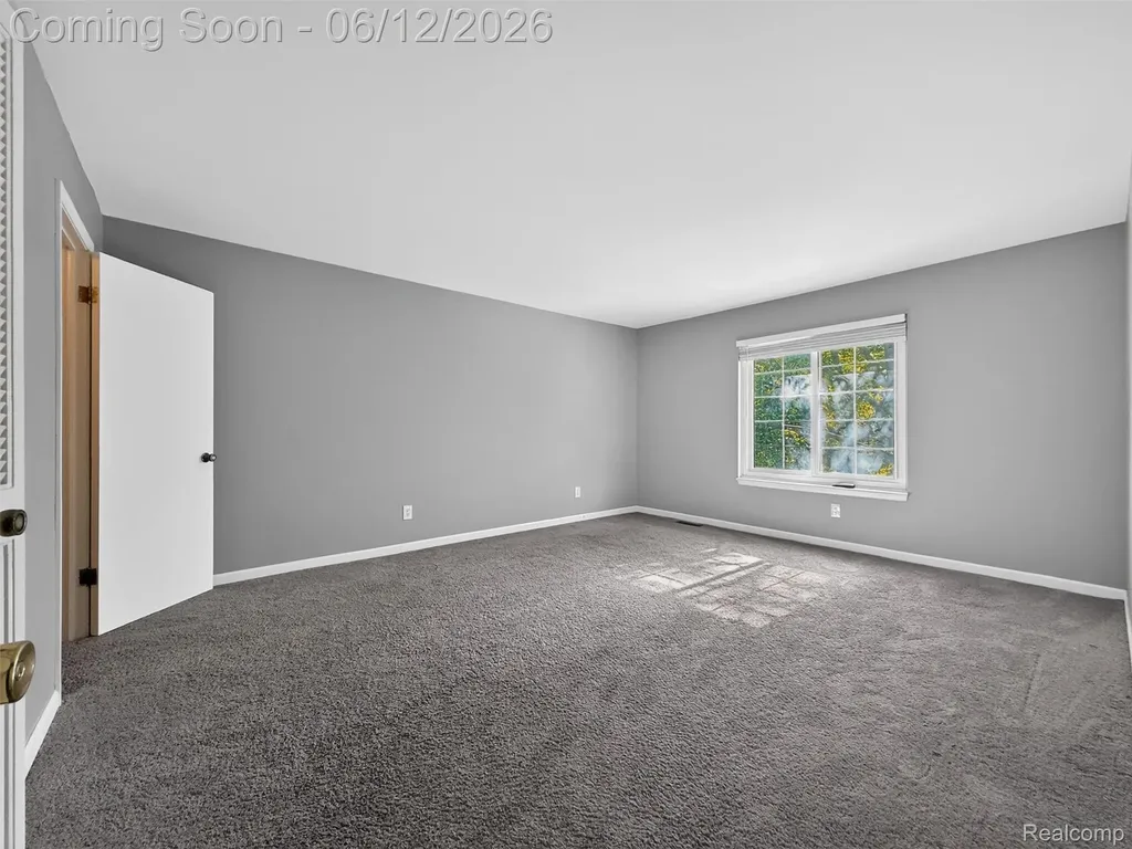 2449 Mulberry Square Bloomfield Hills City MI 48302