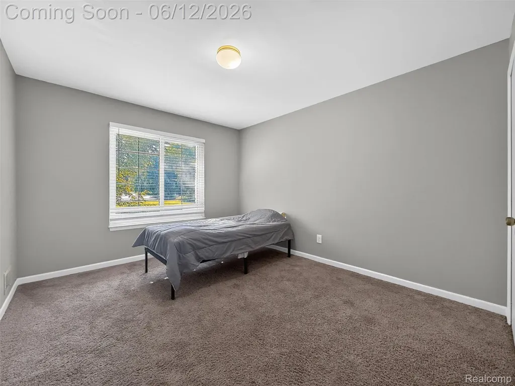 2449 Mulberry Square Bloomfield Hills City MI 48302