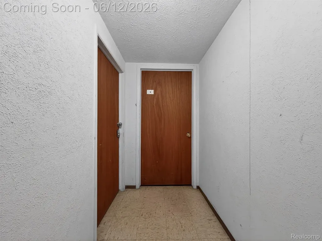 2449 Mulberry Square Bloomfield Hills City MI 48302
