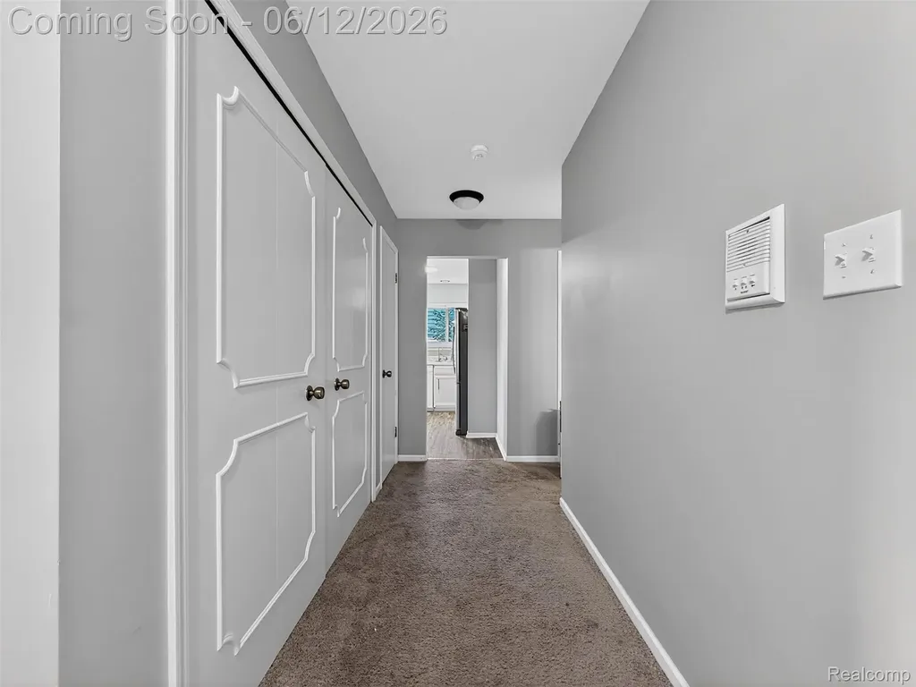 2449 Mulberry Square Bloomfield Hills City MI 48302