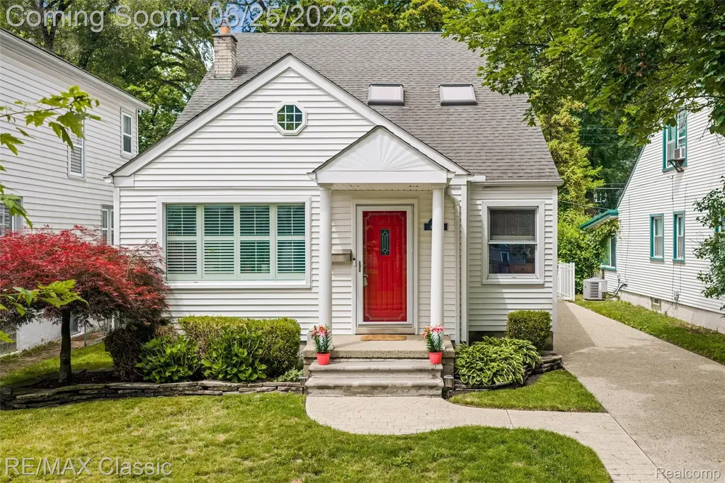 605 Fernwood Road Royal Oak City MI 48067