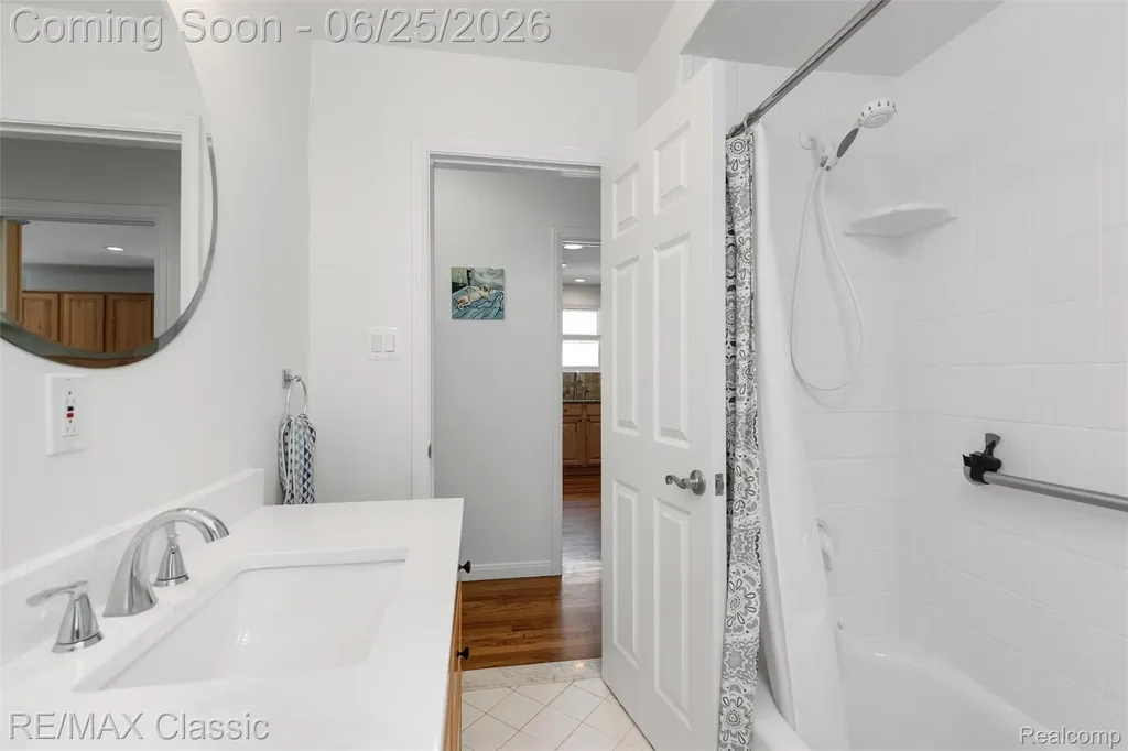 605 Fernwood Road Royal Oak City MI 48067