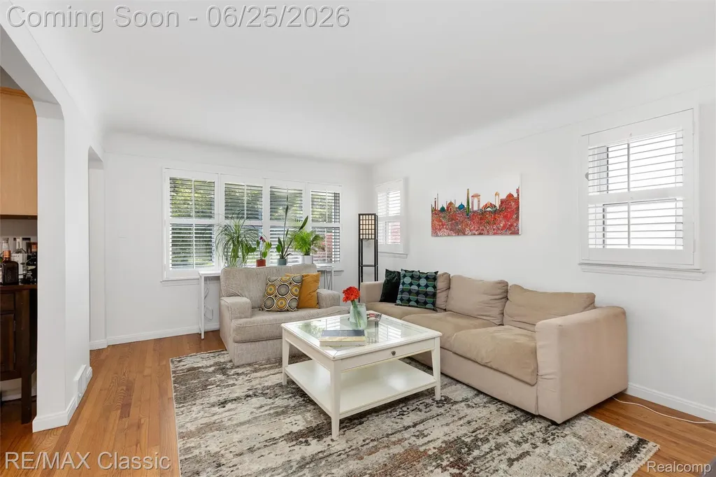 605 Fernwood Road Royal Oak City MI 48067
