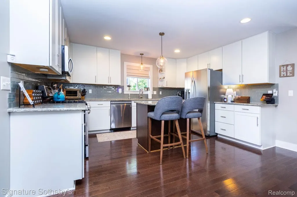 701 Millard Avenue Royal Oak City MI 48073