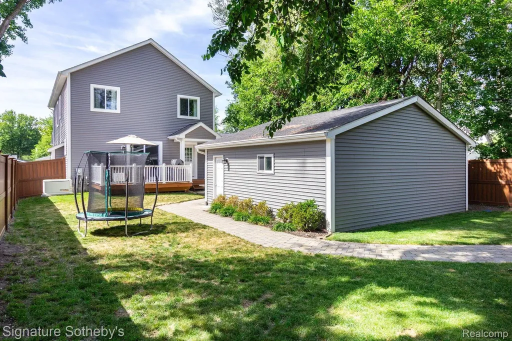 701 Millard Avenue Royal Oak City MI 48073