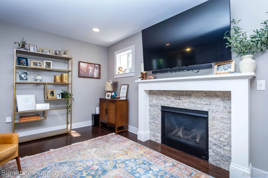 701 Millard Avenue Royal Oak City MI 48073