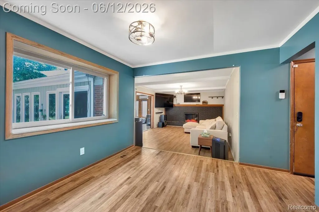 16625 Monticello Drive Clinton Charter Township MI 48038
