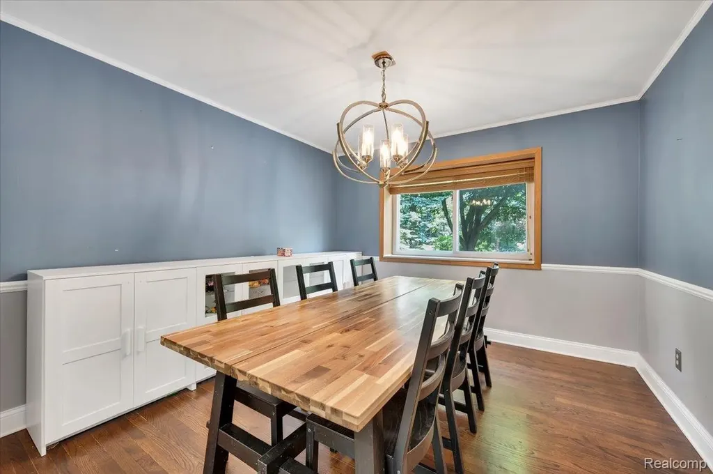 16625 Monticello Drive Clinton Charter Township MI 48038