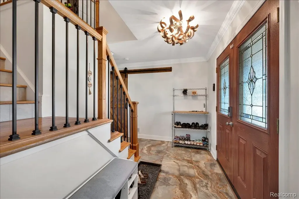16625 Monticello Drive Clinton Charter Township MI 48038
