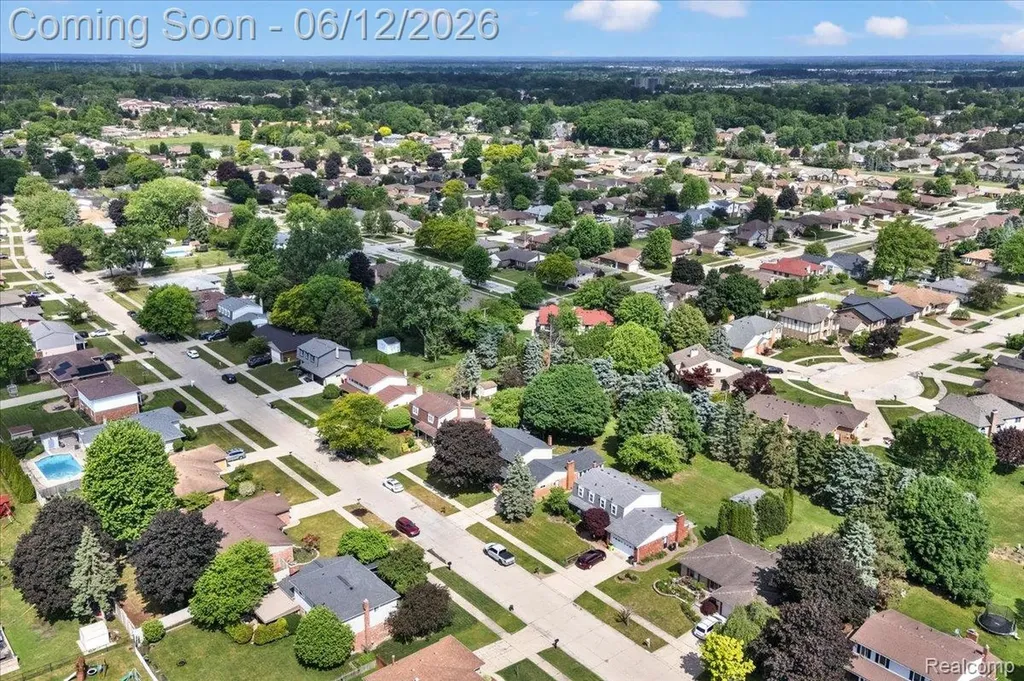 16625 Monticello Drive Clinton Charter Township MI 48038