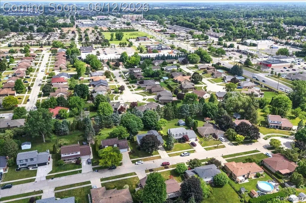 16625 Monticello Drive Clinton Charter Township MI 48038