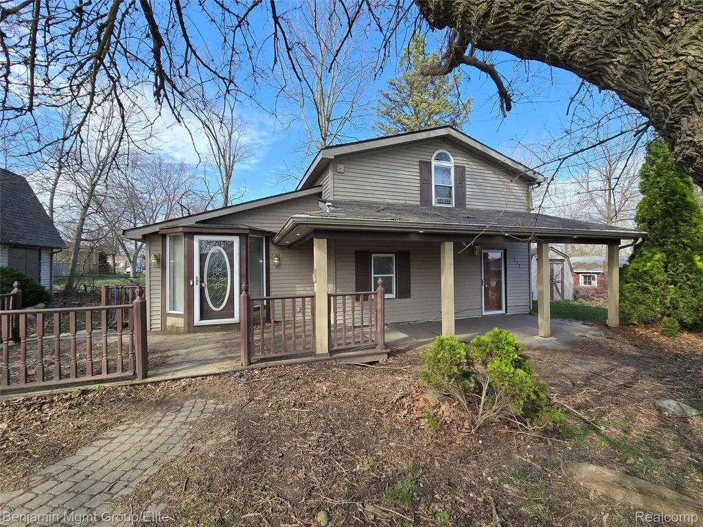 757 Louisa Street Mt. Morris City MI 48458