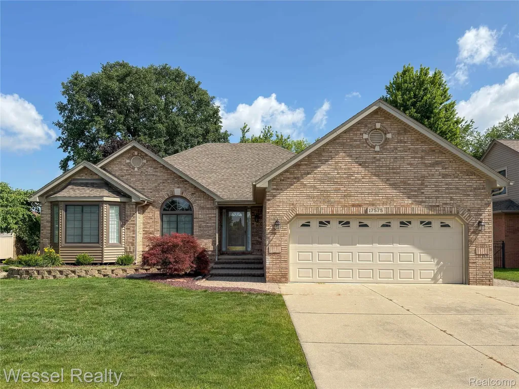 17575 Rocco Drive Macomb Township MI 48044