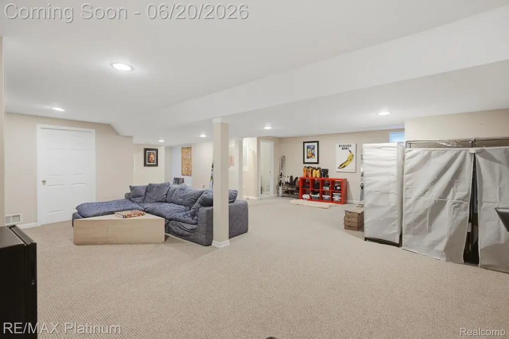 814 Whisperwood Drive Fenton City MI 48430