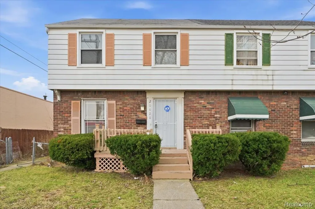 20620 Regent Drive Detroit City MI 48205