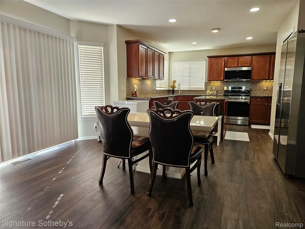9582 Falmouth Drive Ypsilanti Charter Township MI 48197