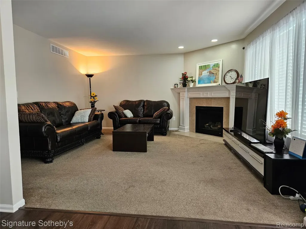 9582 Falmouth Drive Ypsilanti Charter Township MI 48197